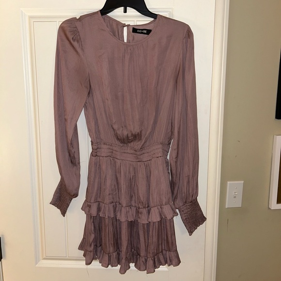 Pretty DO+BE long sleeve ruffle dress size M - Picture 2 of 2